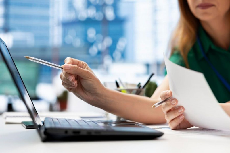 zdjęcie wyróżniające Mniej podwyżek i stabilizacja zatrudnienia w planach firm na 2026 rok