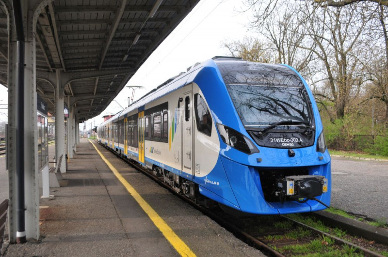 zdjęcie wyróżniające Nowe pociągi Kolei Śląskich jeżdżą z Raciborza do Katowic