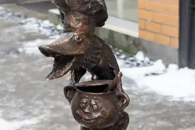 „Gucio” – nowy szczupak w centrum Rybnika zachęca do odwiedzin